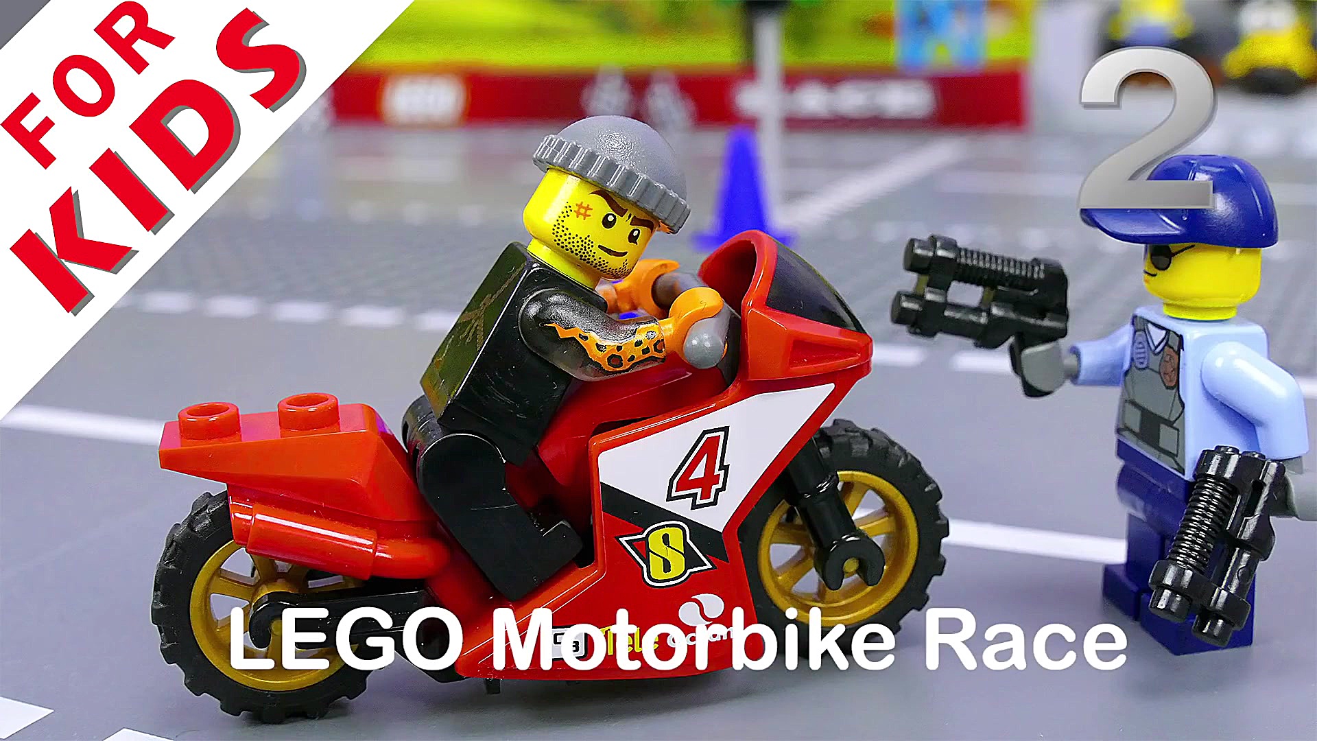 داستان های لگو ، مسابقه موتورس...