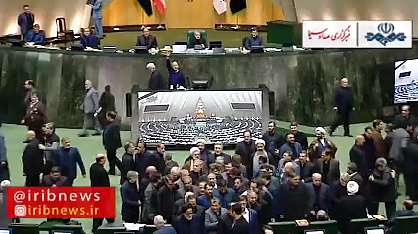 طنین شعار مرگ بر آمریکا در صحن...