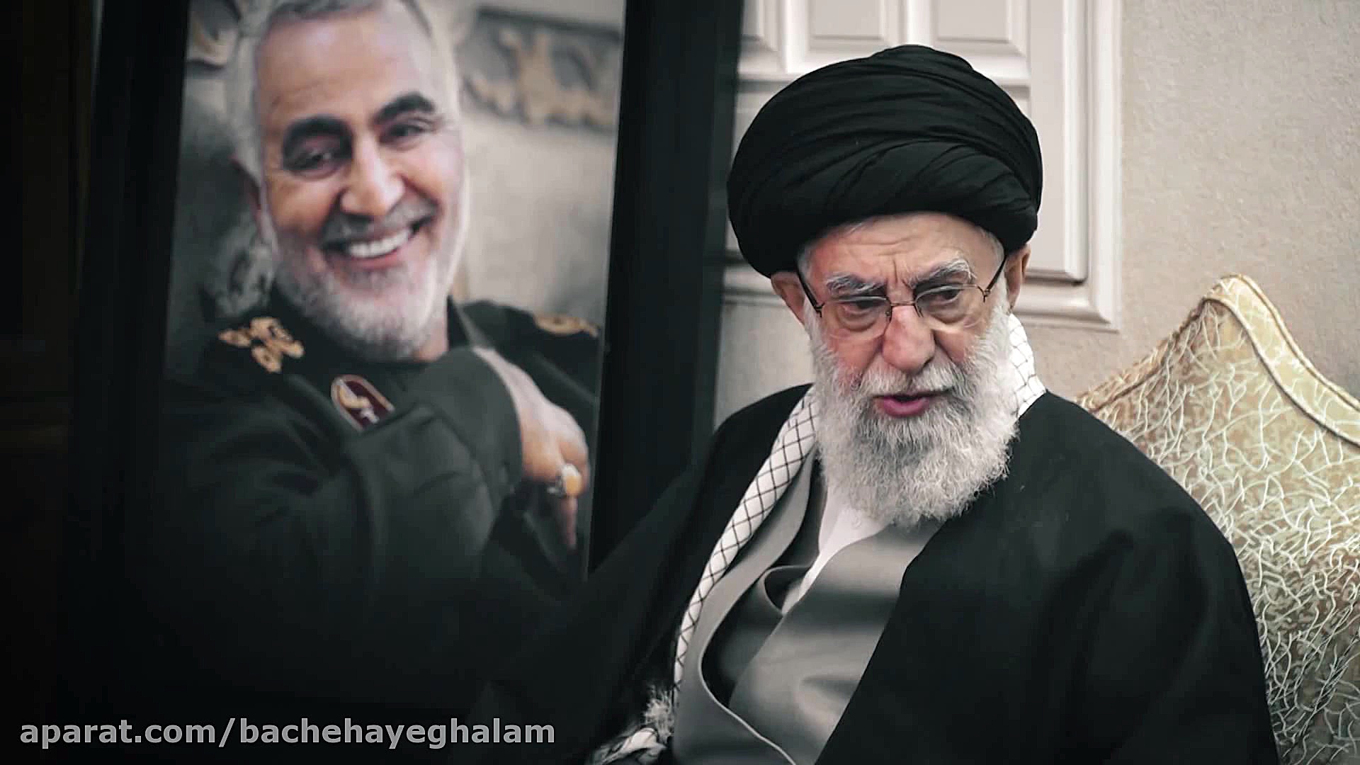 حضور آیت الله خامنه ای در منزل...