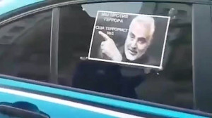 اعتراض نمادین روس ها به ترور س...