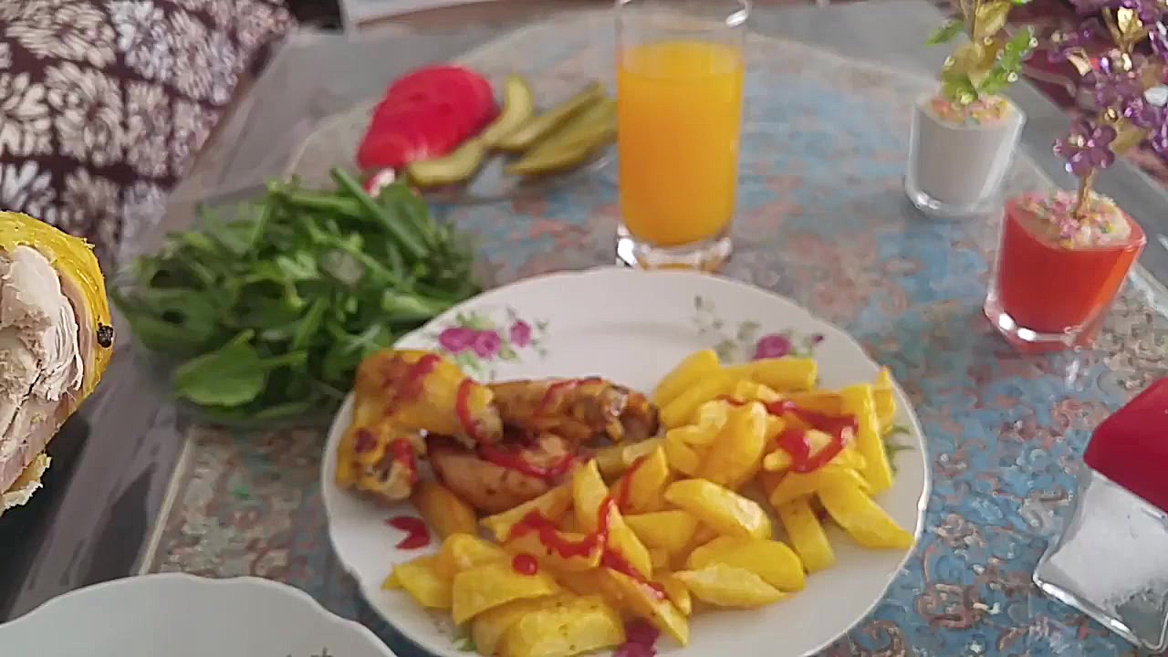 چالش غذا خوردن اسمر بدون صحبت