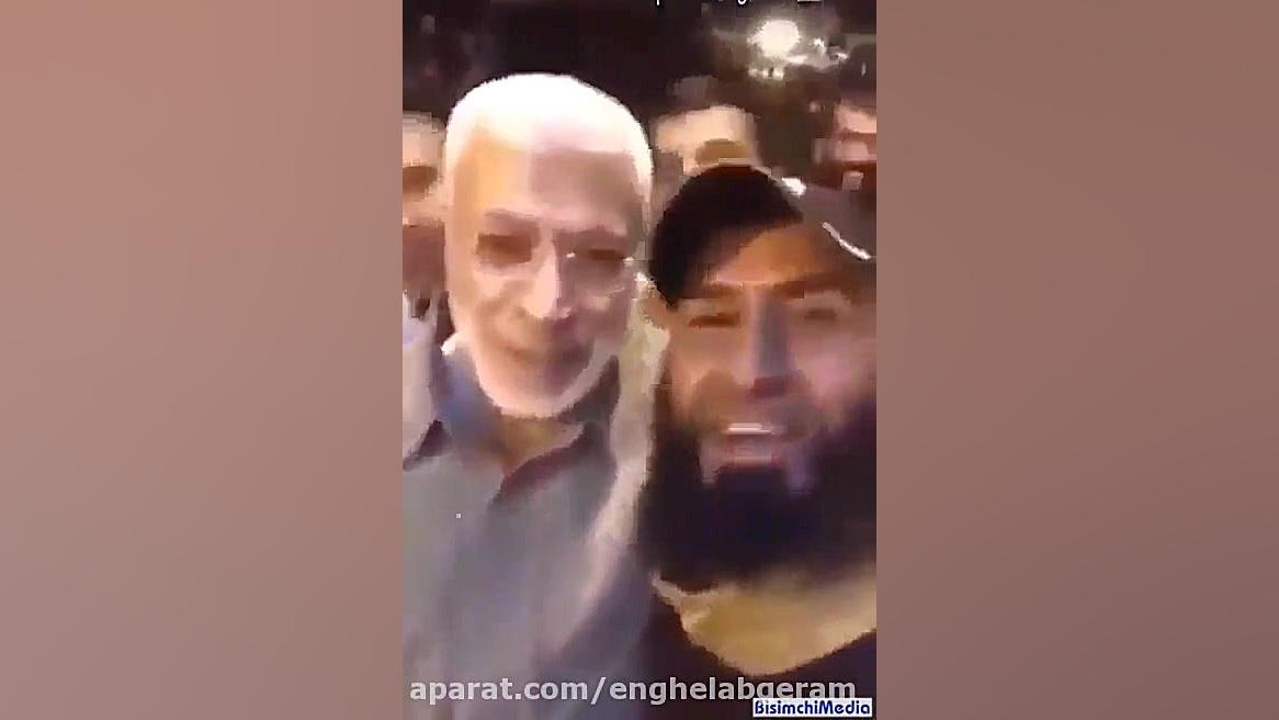 ابوعزائیل در کنار فرمانده شهید...