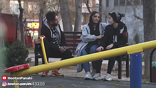 عکس العمل دخترها موقع شنیدن پو...