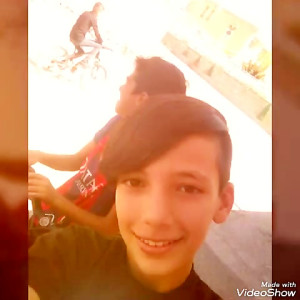 زیبا