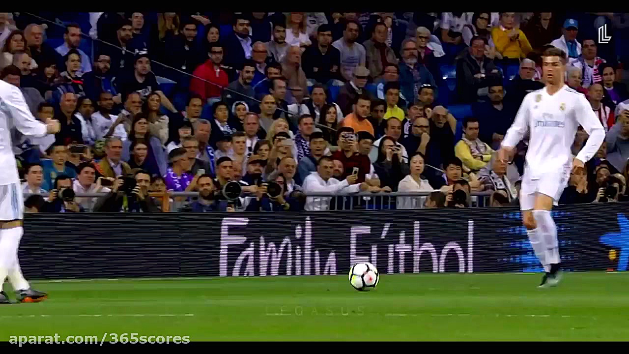 پاس های پشت پا رونالدو