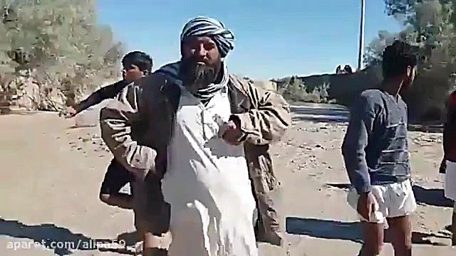 سیل و قطع ارتباط با روستای عور...