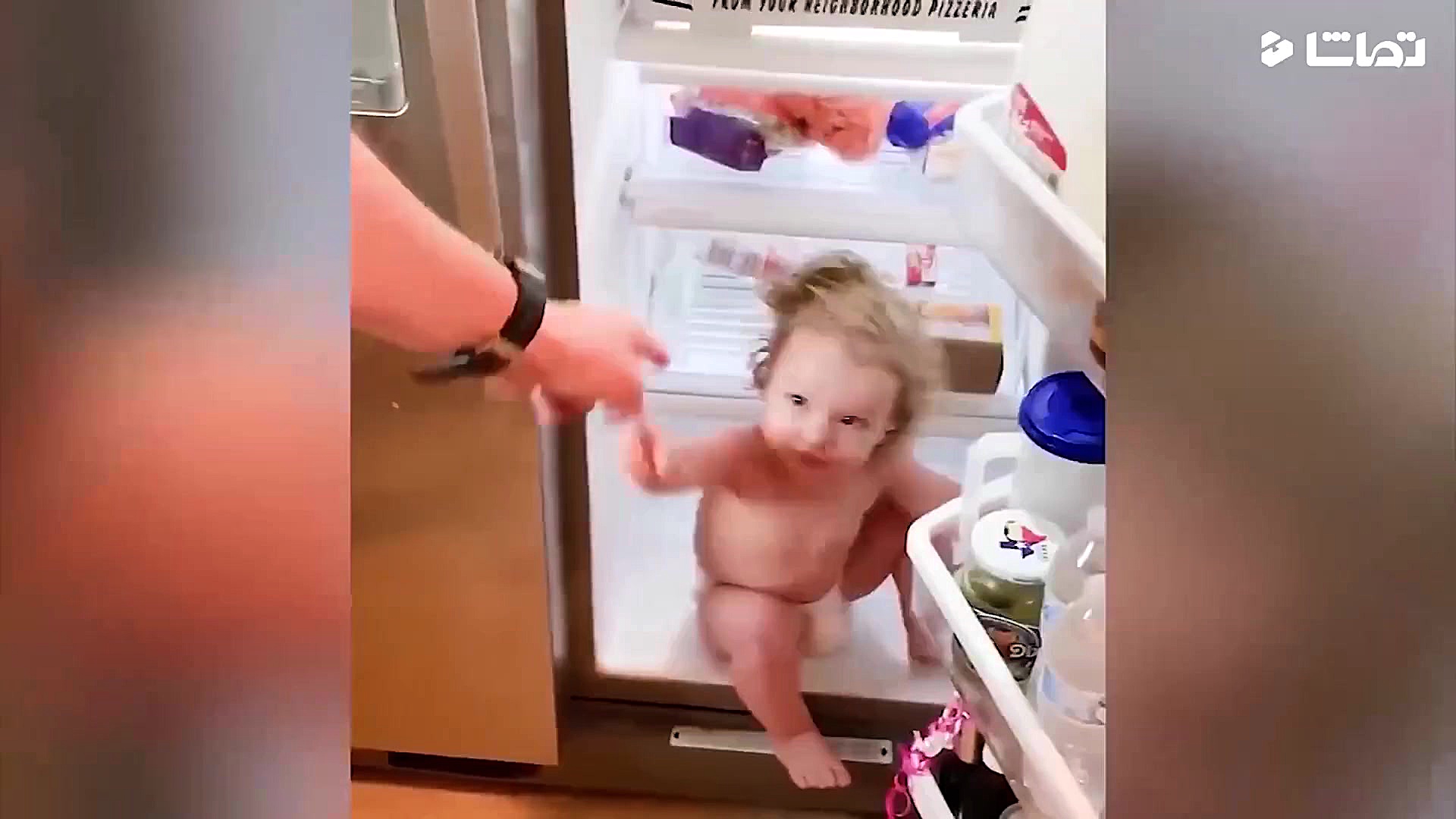 مجموعه ای از حرکات بامزه بچه ک...