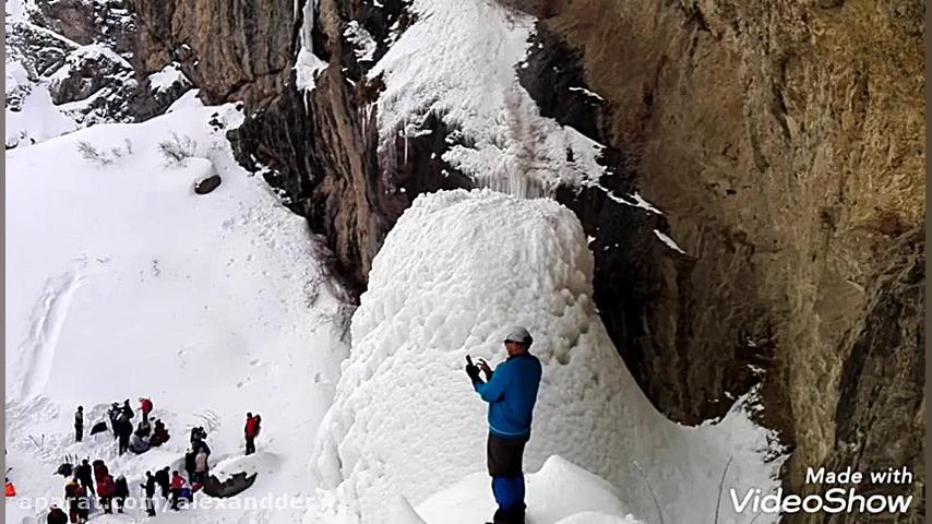 آبشار یخی سنگان. جمعه 20 دیماه...