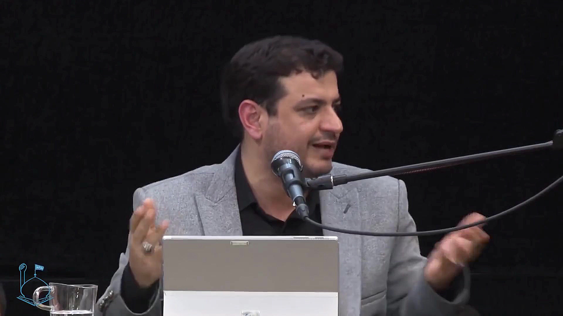 استاد رائفی پور &laquo; حمله م...