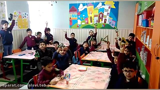 ساخت درخت کاج به مناسبت آغاز س...