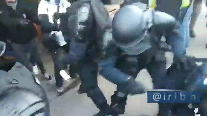 وحشیگری کامل در خیابان های پار...