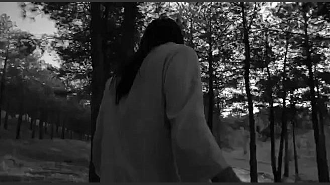 موزیک ویدیوی عرفان با صدای امی...