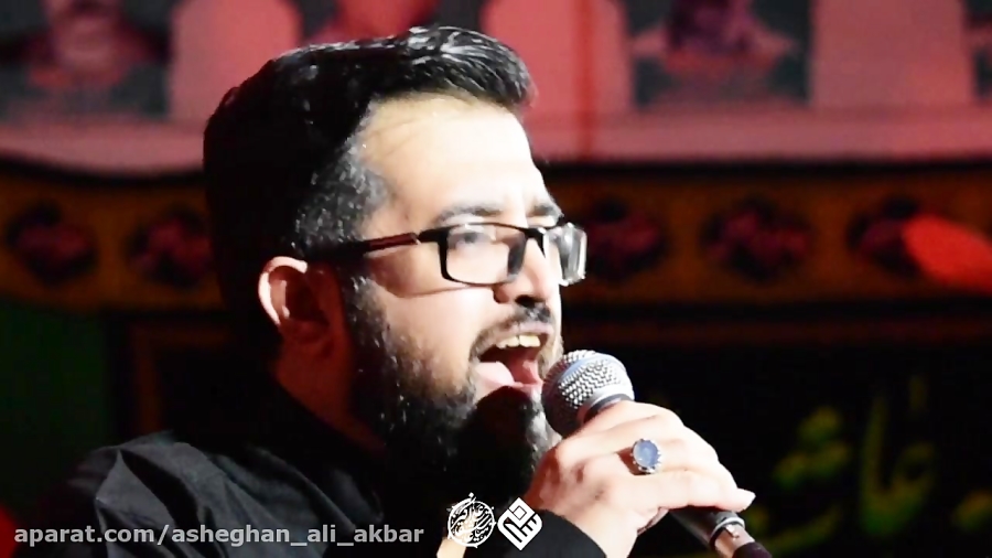 زمینه آسمون عزا گرفته از غم ام...