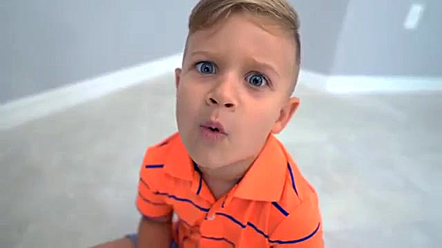 Diana Pretend با Fun Toy Truck...