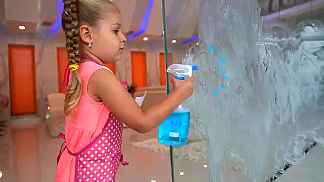 دیانا به مامان کمک میکنه! کودک...