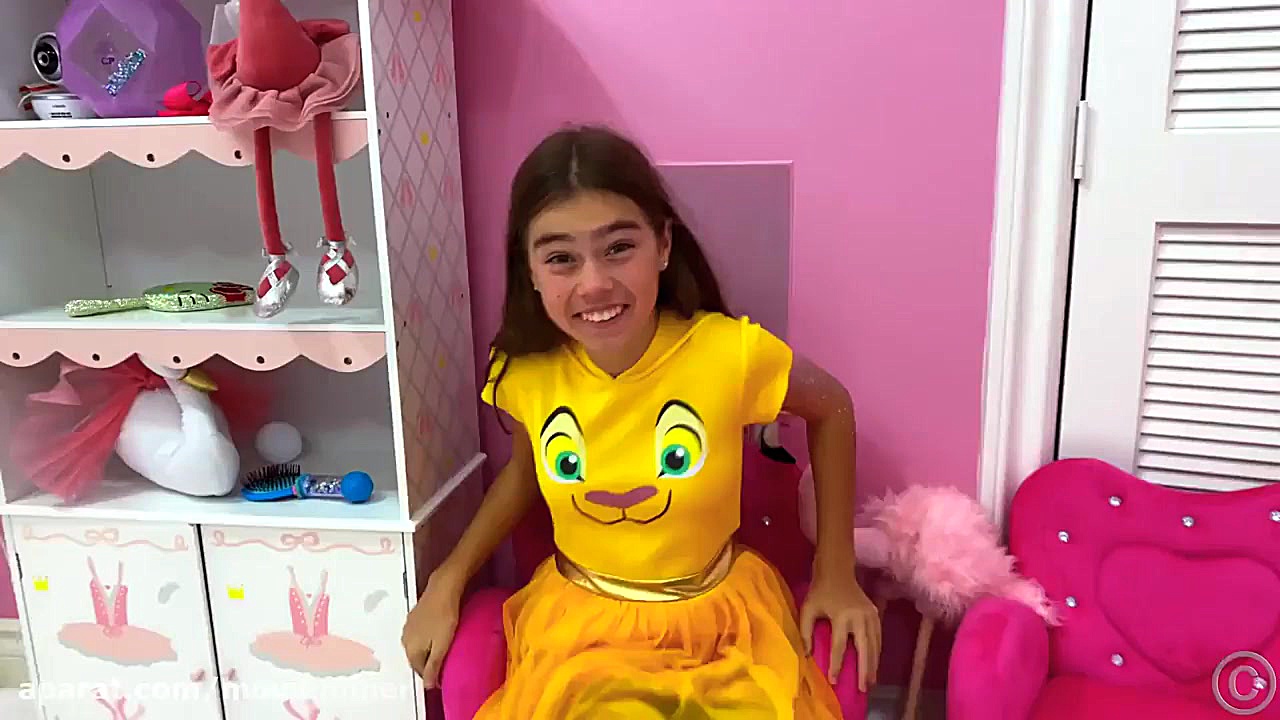 ناستیا استیسی پرنسس خانم و تاج...