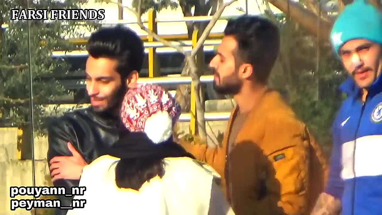 سرکاری دختره به صورت دسته جمعی