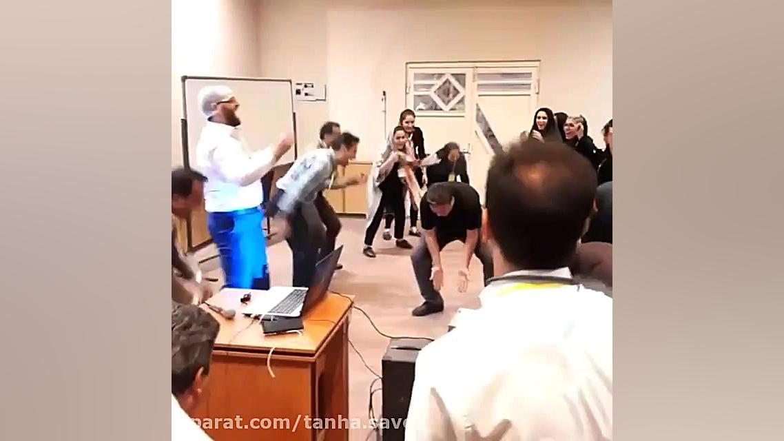 یوگای خنده اصغر تنهایی مربی بی...