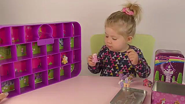 اسباب بازی های بسته بندی شده ب...