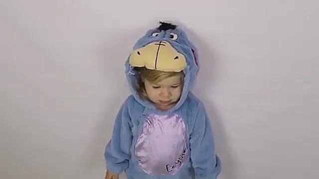 Mar ماراتن سال نو صحنه و لباس...