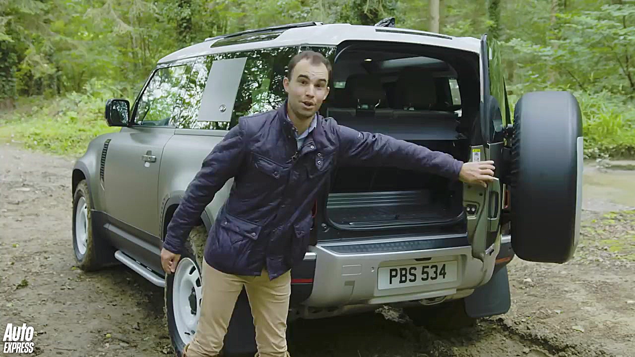 2020 Land Rover Defender explo...