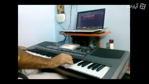 تیتراژ عمرگل لاله با korg pa90...