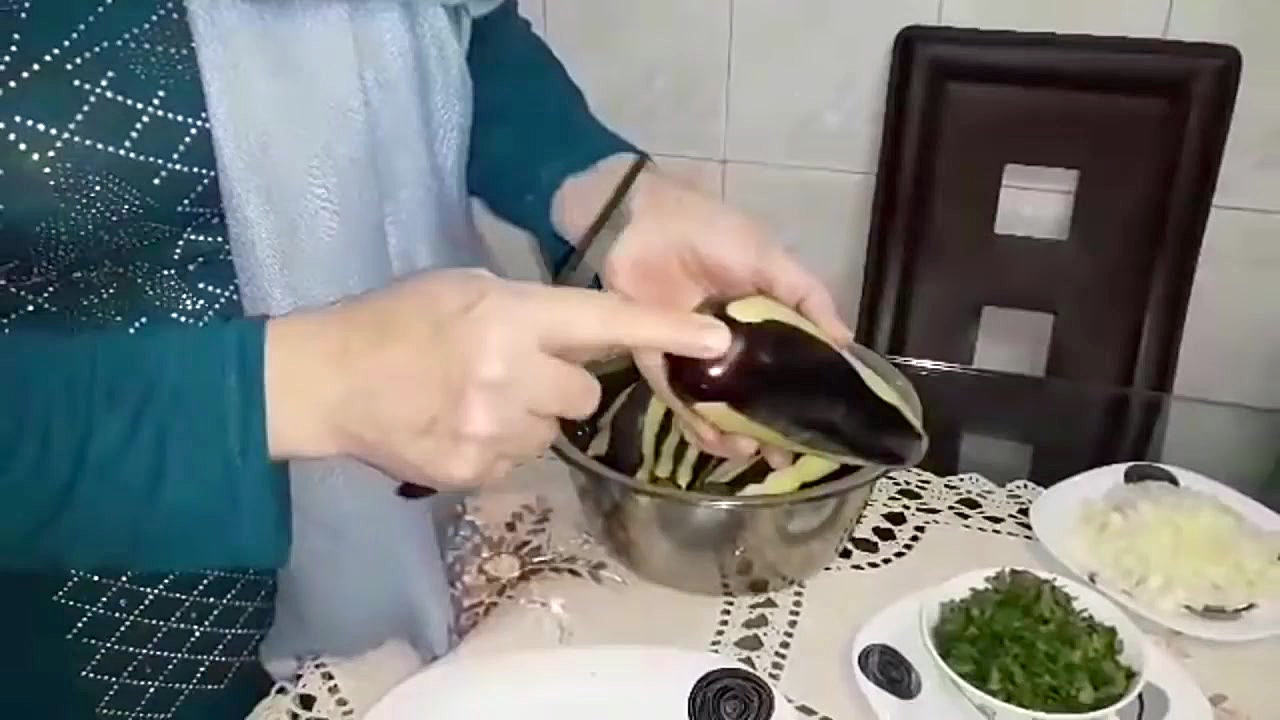 آموزش غذاي پر طرفدار بادمجان ش...