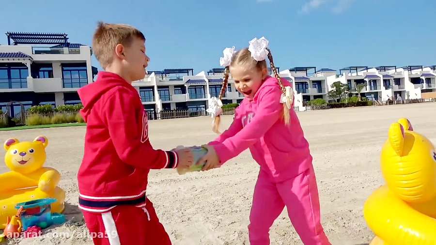 دیانا و روما رفتن کنار ساحل و...