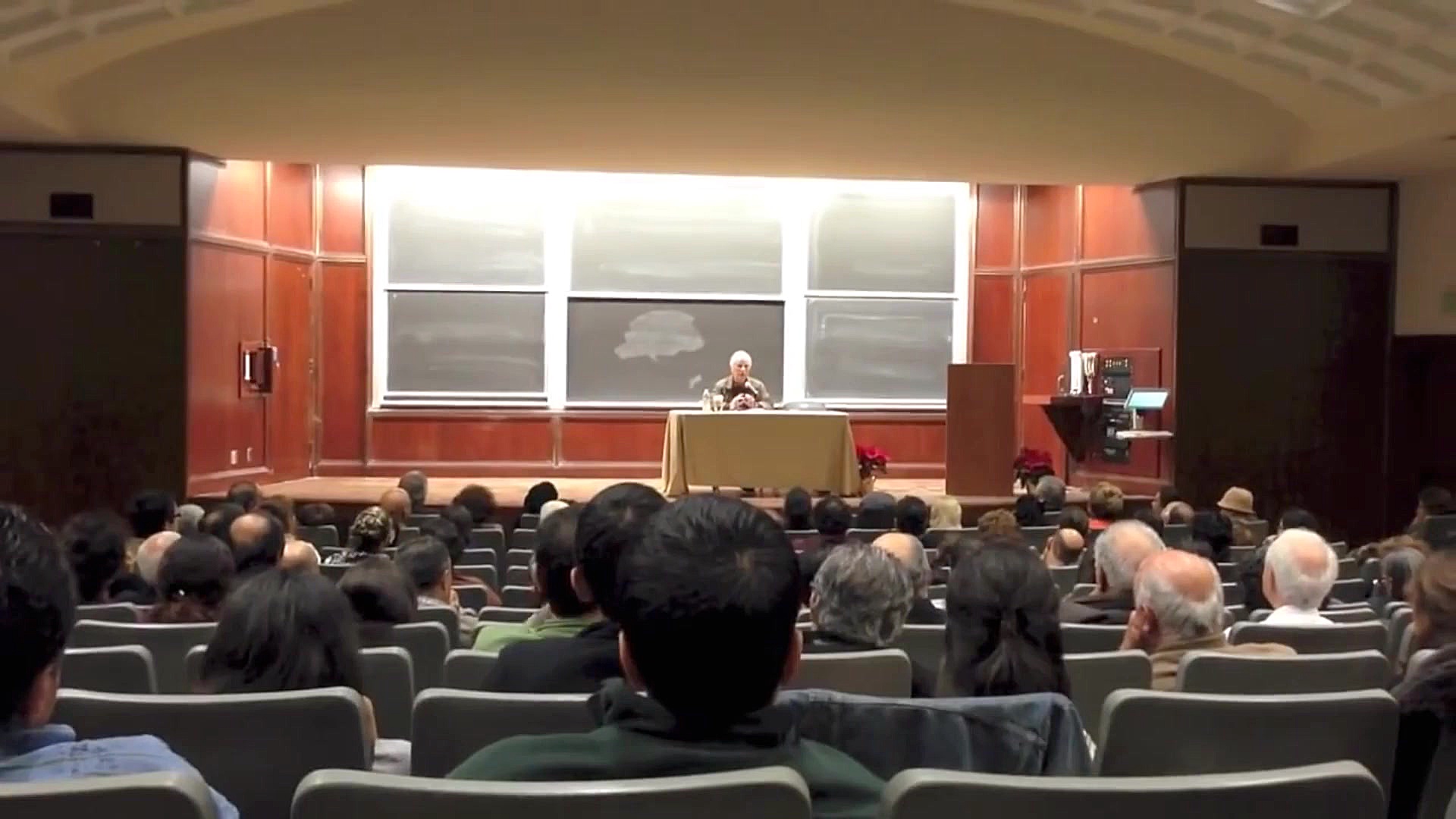 سخنرانی بهرام بیضایی با عنوان...