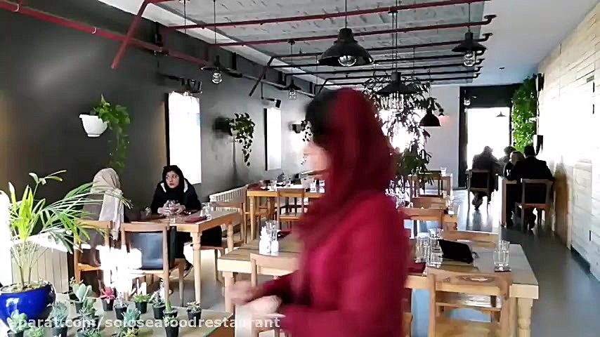 رستوران غذای دریایی سولو