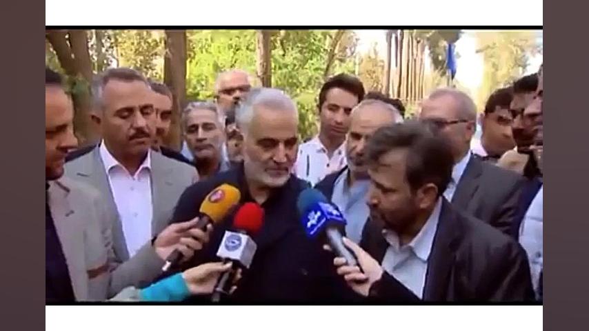 حاج قاسم در صحنه فیلم برداری ب...