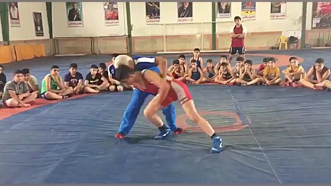 آموزش دو بدل روي اجراي فن دست...