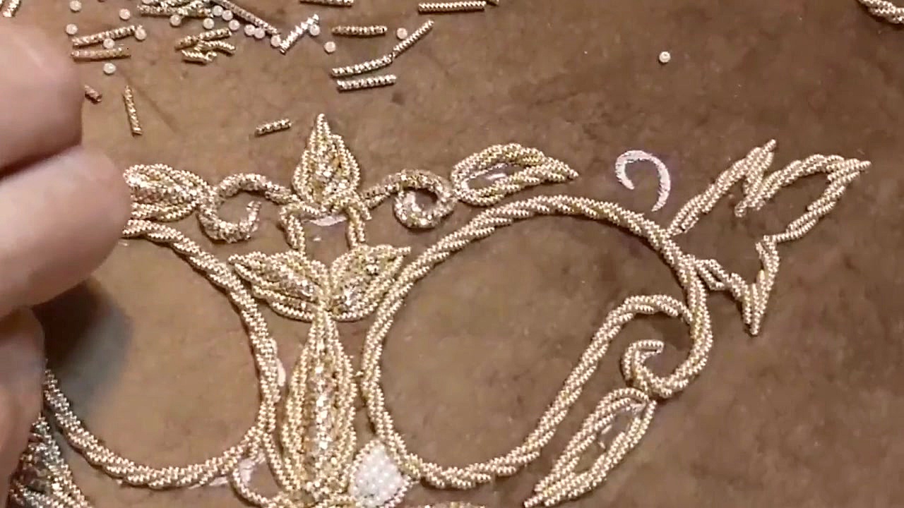 آموزش سرمه دوزی بر روی مخمل تو...