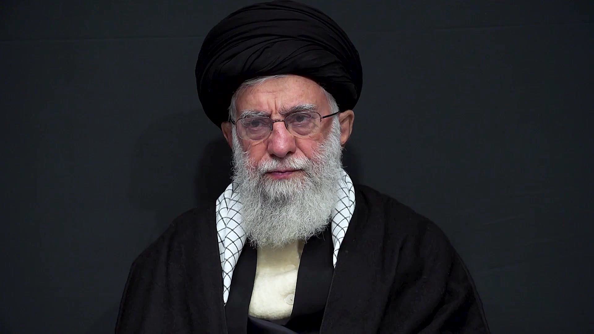 فیلم کامل سخنرانی حجت&zwnj;الا...