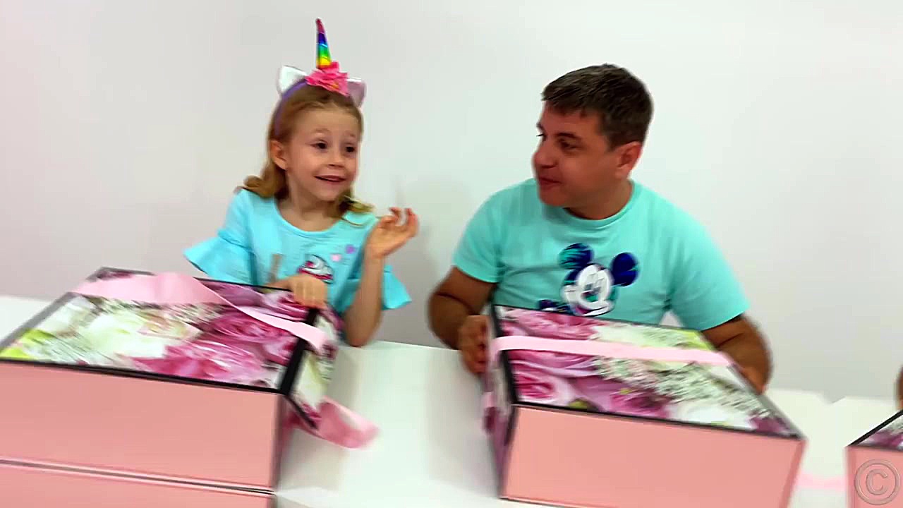 بازی ناستیا با بابا و اسباب با...