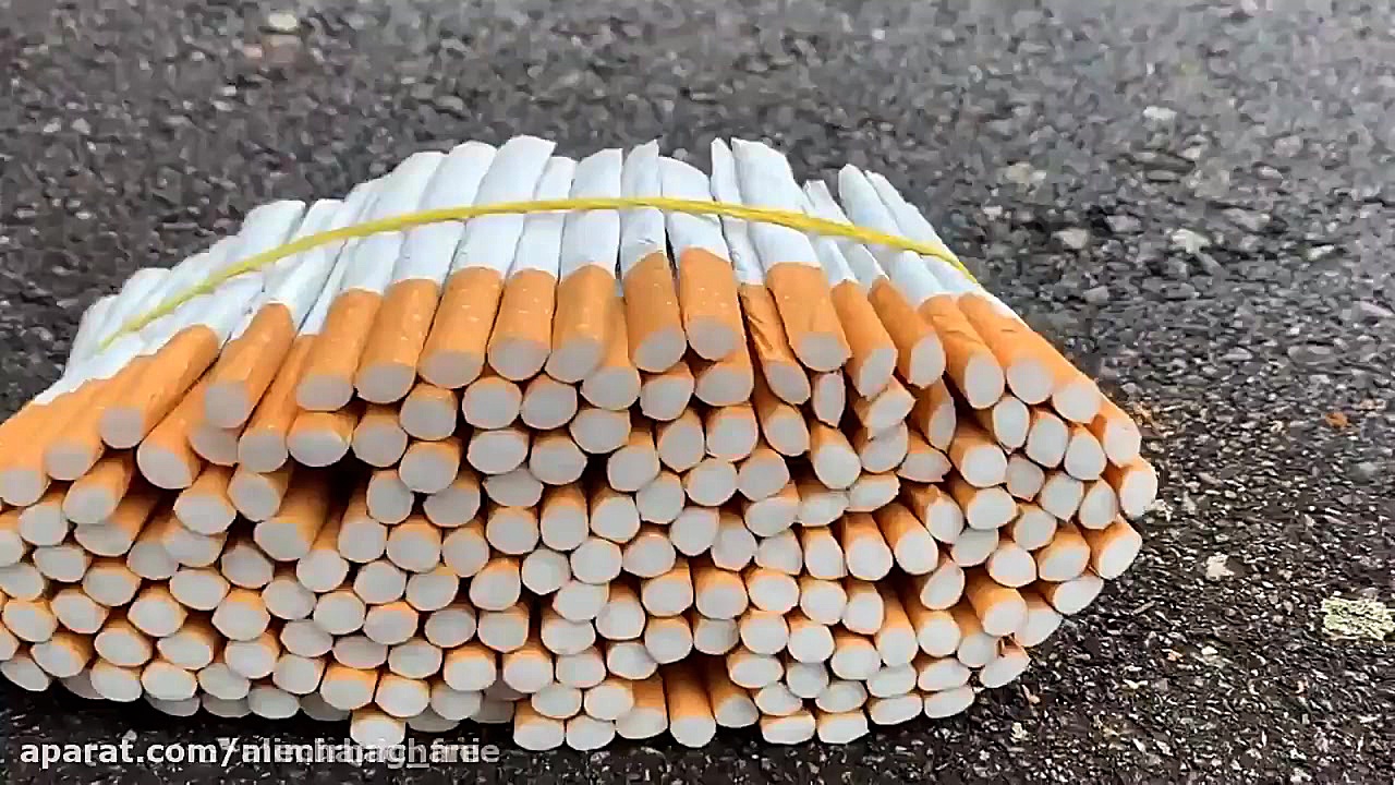 خرد کردن ps4 با لاستیک ماشین