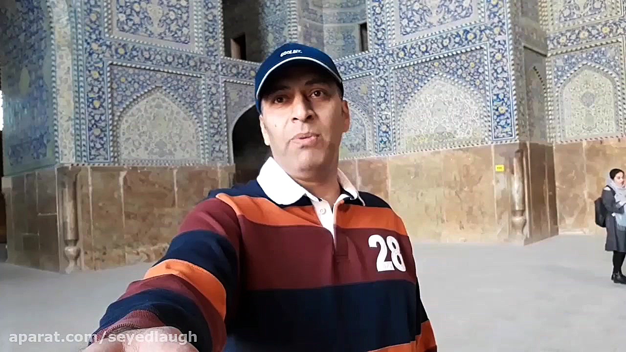 خندیدن بدون دلیل دیگه چیه ؟  ۱...