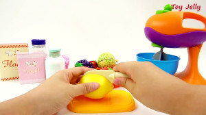 Learn Fruits with Toy Microwav...