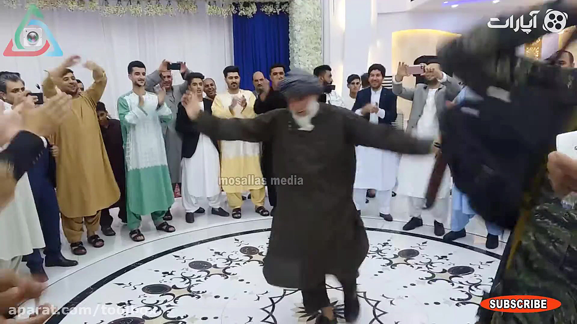 دل خوش سیری چند!