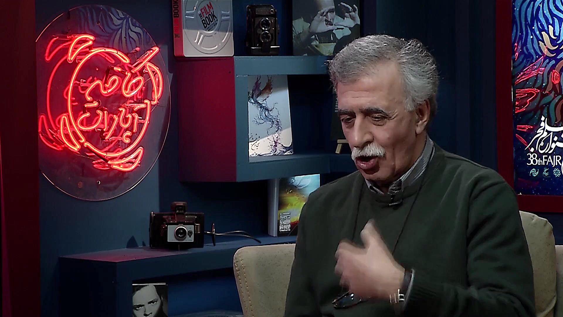 کافه آپارات  مجید برزگر