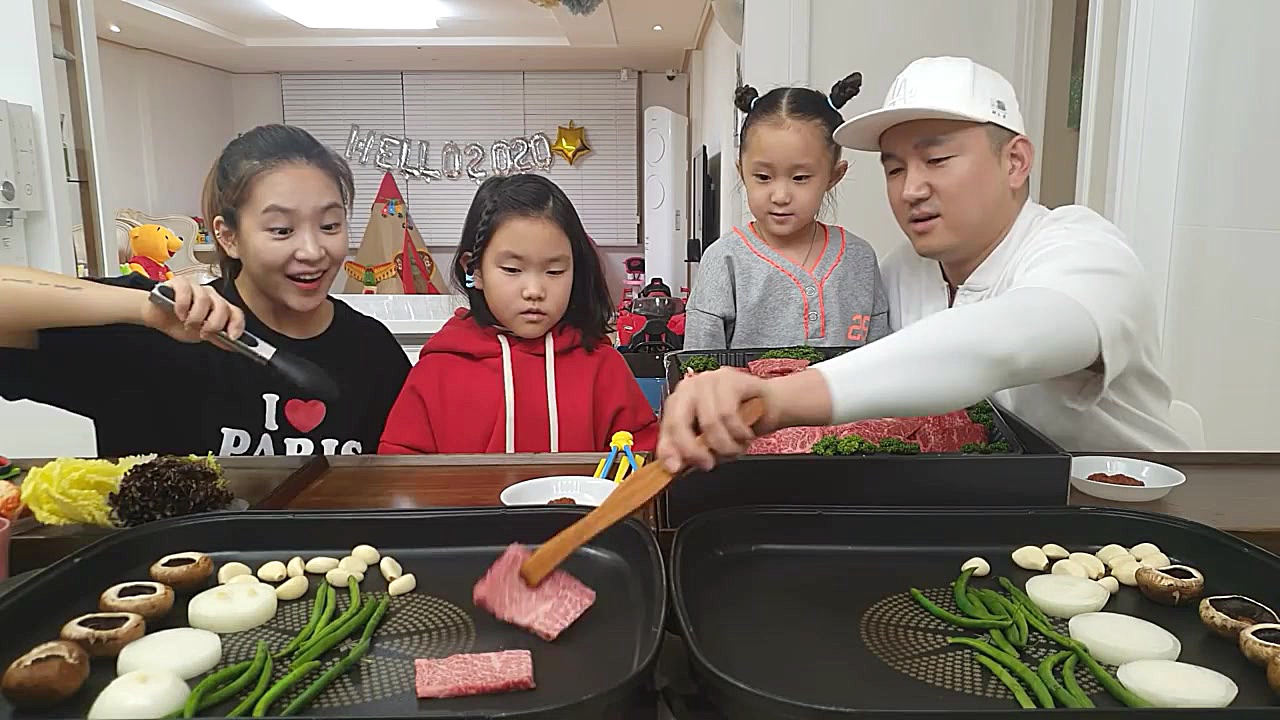 چالش غذاخوری اسمر  چالش خانواد...