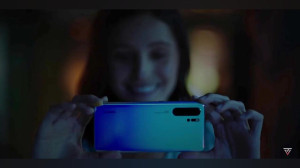 Huawei& 039;s Loss, Samsung& 0...