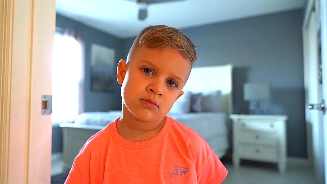 دیانا و روما  بمب خنده  دیانا...