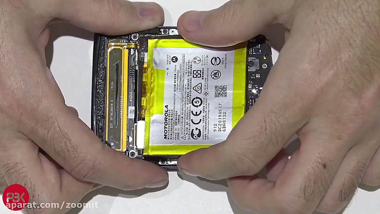 باز و سرهم کردن موتورولا Razr