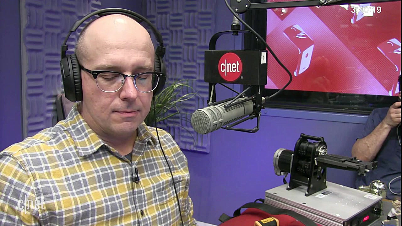 تست لولای موتورولا ریزر