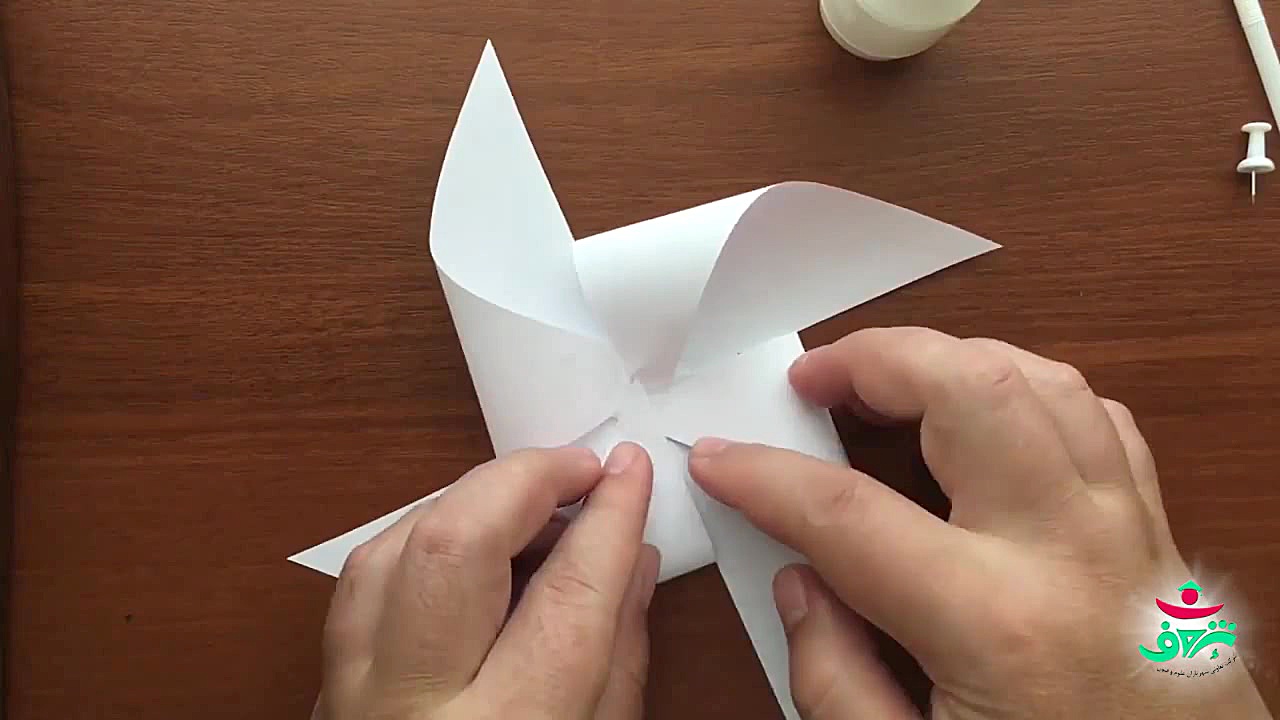 آموزش ساخت فرفره کاغذی
