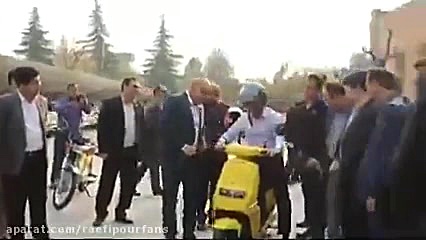 پپه ، لباس فضانوردی، موتور برق...