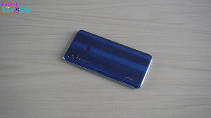 Honor 10 Lite Unboxing and Ful...