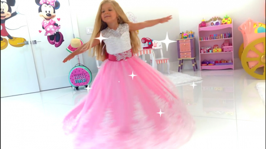 بازی دیانا و روما... دیانا پرن...