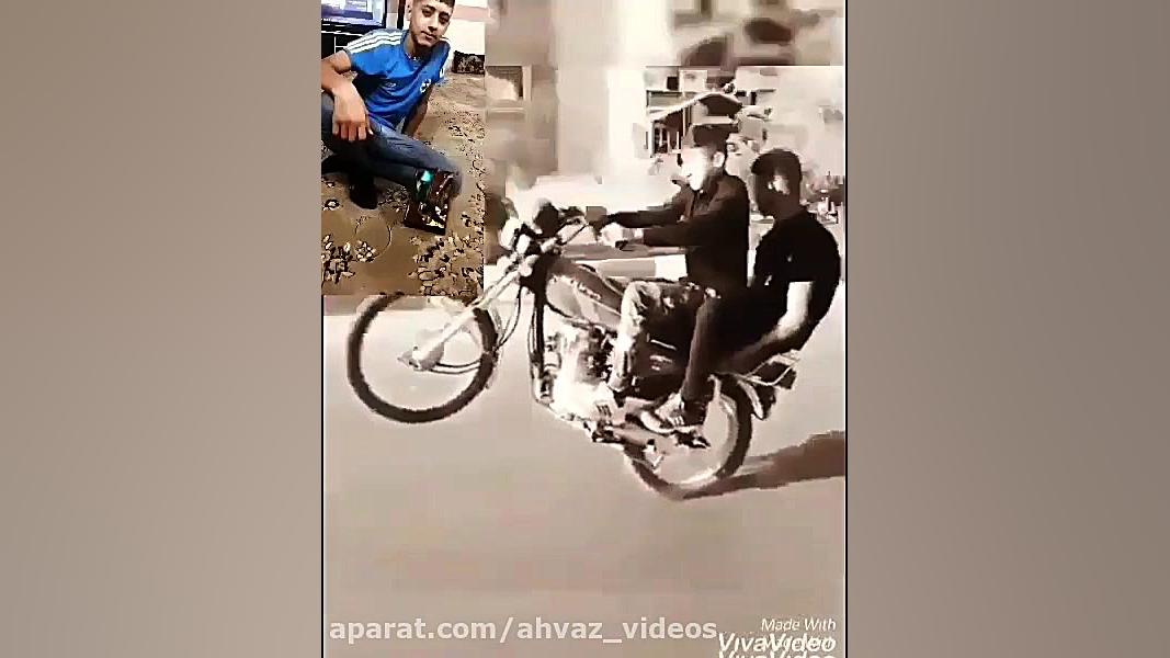 حرکات نمایشی موتوری تک چرخ با...